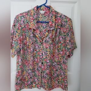 Impressions of California shirt size 10